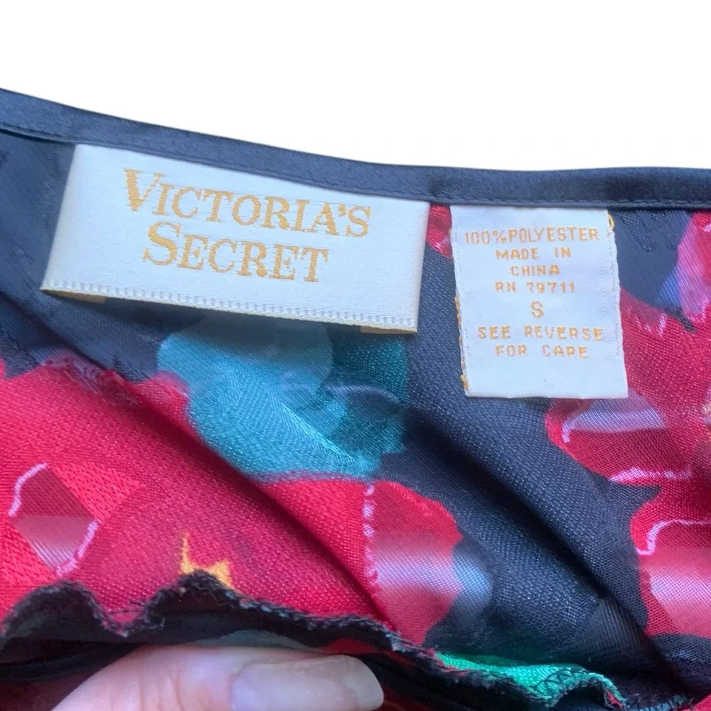Vintage Gold Label Victoria’s Secret red, green and black sheer slip dress S - Picture 7 of 7